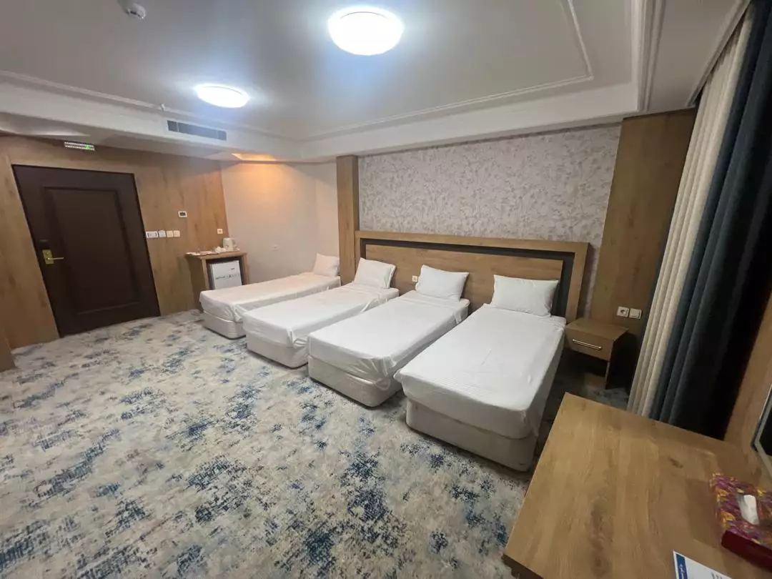 Alibaba https://cdn.alibaba.ir/ostorage/hotel-accommodation-images/6908c6af42794e78685ec022_چهار تخته ی سینگل (1).webp